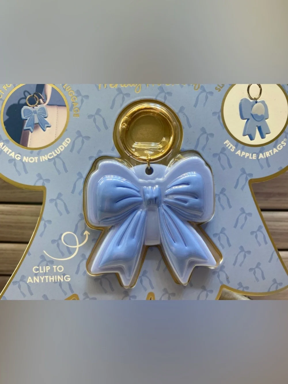 XO Poppy 🎀 (2)Bow AirTag Holder Baby Blue Clip Keychain Apple AirTag New